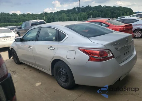 2013 Nissan Altima 2.5 z USA, uszkodzony, nr VIN 1N4AL3AP9DC231028